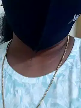 Snapshot of Tamil_Aathira chatting on February 4, 2025, 9:17 am Tamil Aathira online show from February 4, 2025, 9:17 am