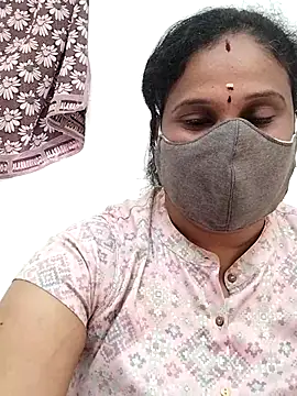 Snapshot of Tamil_Aathira chatting on March 6, 2025, 11:14 am Tamil Aathira online show from March 6, 2025, 11:14 am