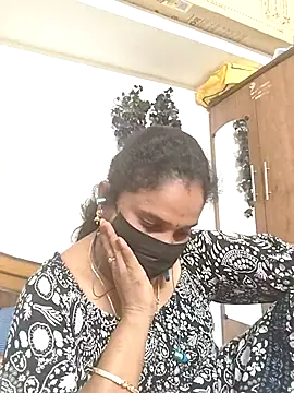 Snapshot of Tamil_Aathira chatting on September 24, 2025, 11:08 pm Tamil Aathira online show from September 24, 2025, 11:08 pm