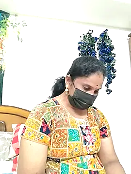 Snapshot of Tamil_Aathira chatting on October 25, 2025, 5:19 pm Tamil Aathira online show from October 25, 2025, 5:19 pm