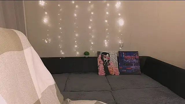 Hanna melon online show from November 16, 2025, 9:31 pm