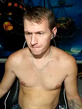 Snapshot of DiMastyzzz chatting on October 31, 2025, 3:24 pm DiMastyzzz online show from October 31, 2025, 3:24 pm