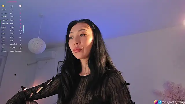 sarah wang online show from April 22, 2026, 6:53 pm