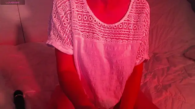 sweetchani666 online show from October 8, 2025, 7:39 am