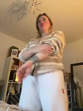 blissdimicco online show from December 22, 2025, 11:29 am