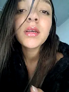 Briannasweeth17 online show from March 18, 2025, 12:05 am
