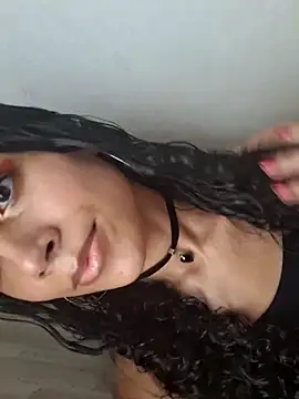 Snapshot of novinhatransexy chatting on February 5, 2025, 4:03 pm novinhatransexy online show from February 5, 2025, 4:03 pm