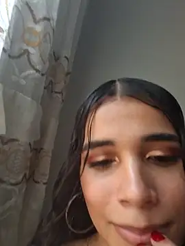 Snapshot of novinhatransexy chatting on March 5, 2025, 6:34 pm novinhatransexy online show from March 5, 2025, 6:34 pm