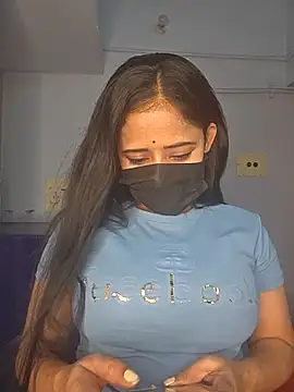 Hot honey77 online show from November 17, 2025, 5:08 pm