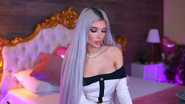 Juicy Jessye online show from February 15, 2026, 8:49 pm