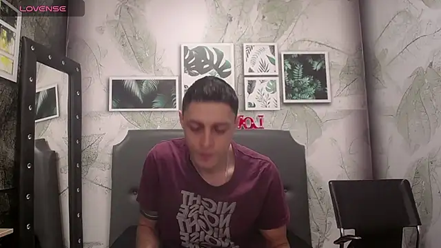 Frank Millers online show from February 19, 2025, 12:33 pm