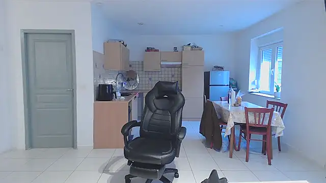 serena  vedette online show from January 28, 2025, 3:25 pm