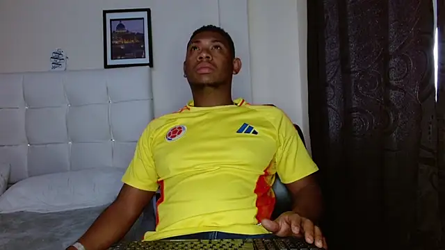 Therocablack online show from February 10, 2025, 9:36 pm