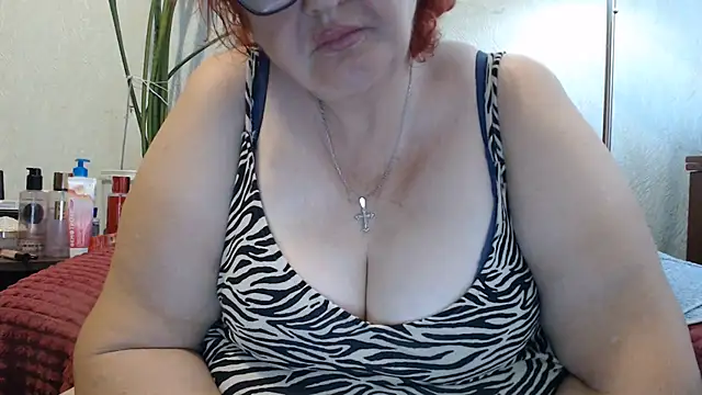 Snapshot of DeniseeRosea chatting on June 30, 2026, 4:30 pm DeniseeRosea online show from June 30, 2026, 4:30 pm