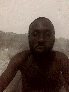 Snapshot of onewinnertee chatting on January 19, 2026, 12:47 am onewinnertee online show from January 19, 2026, 12:47 am