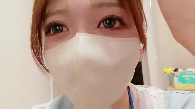 Snapshot of NA-KAREN-V8 chatting on June 16, 2026, 12:41 pm NA-KAREN-V8 online show from June 16, 2026, 12:41 pm