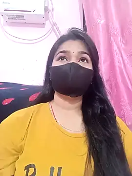 Snapshot of Simran-001 chatting on March 10, 2025, 5:39 pm Simran-001 online show from March 10, 2025, 5:39 pm