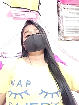 Snapshot of Simran-001 chatting on October 2, 2025, 6:42 am Simran-001 online show from October 2, 2025, 6:42 am