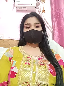 Snapshot of Simran-001 chatting on December 4, 2025, 12:47 pm Simran-001 online show from December 4, 2025, 12:47 pm