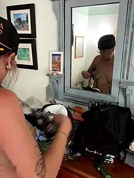 Snapshot of I_am_babydoll chatting on September 19, 2025, 10:43 pm I am babydoll online show from September 19, 2025, 10:43 pm