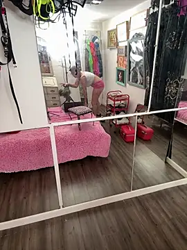 Snapshot of I_am_babydoll chatting on December 3, 2025, 4:42 am I am babydoll online show from December 3, 2025, 4:42 am