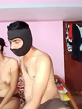 USHA BHABHI online show from April 25, 2026, 11:02 pm