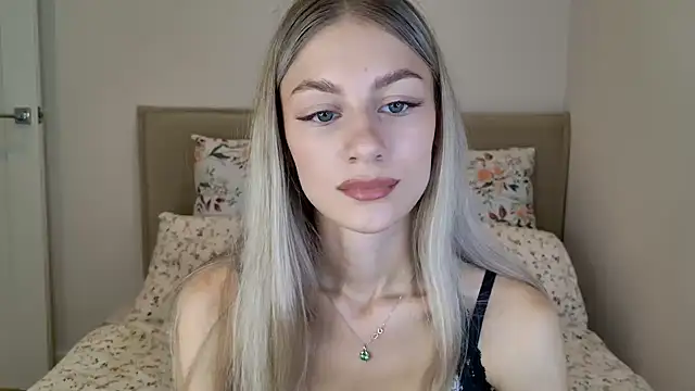 GabriellaOlsen online show from October 6, 2025, 10:34 am