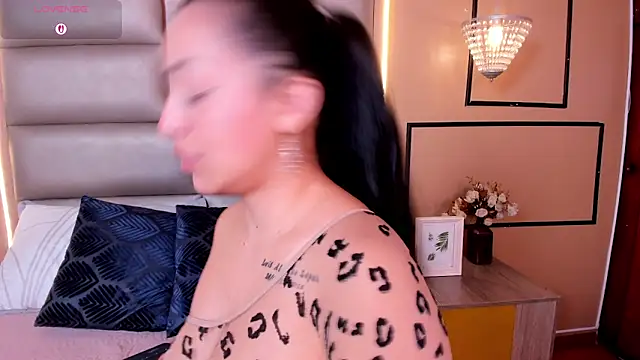 CAYLINCOLLINS online show from March 3, 2026, 3:12 am