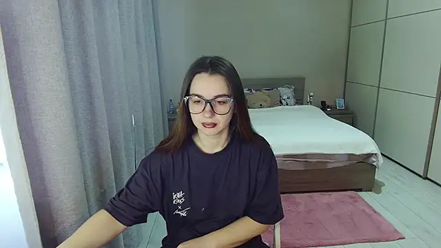 singletrouble online show from March 17, 2026, 5:22 am