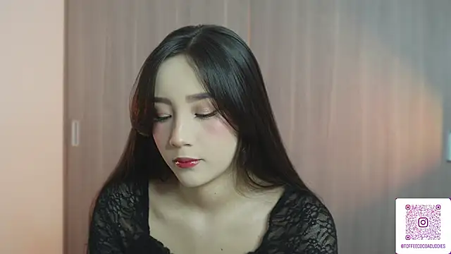 sophi lii online show from April 11, 2026, 2:38 am