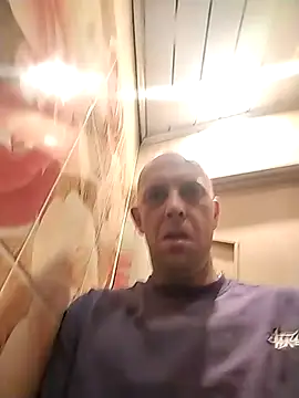 MaxDevilWhite online show from November 9, 2025, 10:30 pm