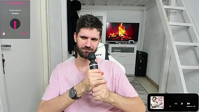 Snapshot of DavidNaidis chatting on February 9, 2025, 1:25 pm DavidNaidis online show from February 9, 2025, 1:25 pm