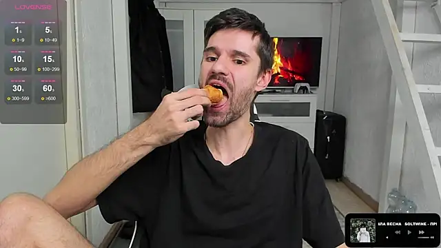 Snapshot of DavidNaidis chatting on February 28, 2025, 9:12 pm DavidNaidis online show from February 28, 2025, 9:12 pm