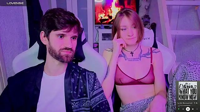 Snapshot of DavidNaidis chatting on November 5, 2025, 9:48 pm DavidNaidis online show from November 5, 2025, 9:48 pm