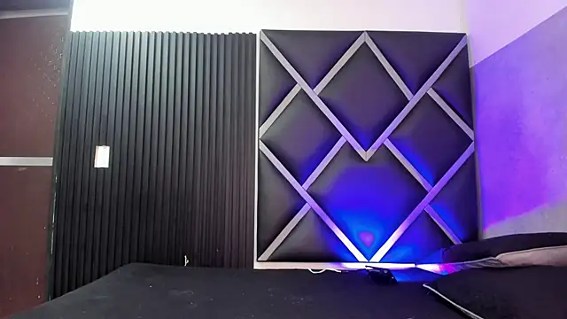 Martshall09 online show from October 27, 2025, 9:19 pm