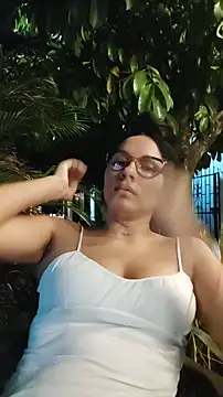 ruby  00 online show from March 2, 2025, 11:42 pm