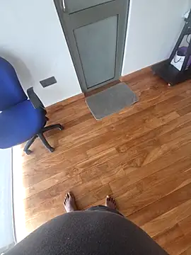 SlPussylick online show from November 10, 2025, 8:35 am