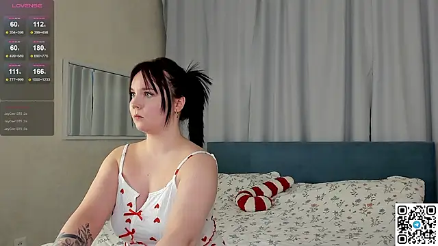 Snapshot of maya_suun chatting on February 26, 2025, 8:37 am maya suun online show from February 26, 2025, 8:37 am