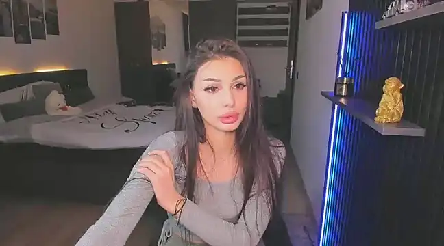 Snapshot of HelenShawn chatting on January 31, 2025, 3:41 am HelenShawn online show from January 31, 2025, 3:41 am