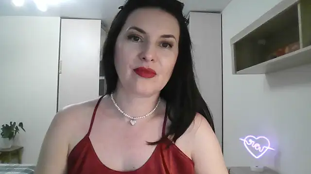 Victoria Glam online show from January 23, 2025, 8:02 pm