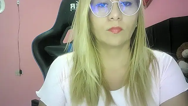 mariana0x online show from January 7, 2026, 8:11 pm