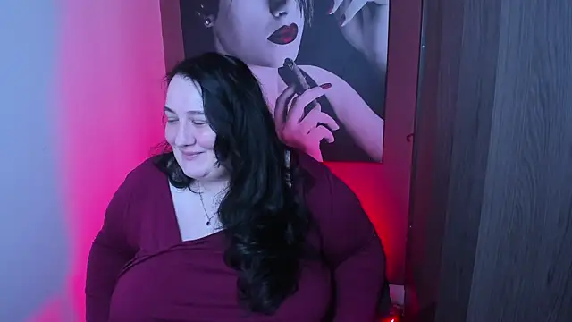 QueenOfHaze online show from December 15, 2025, 8:29 am