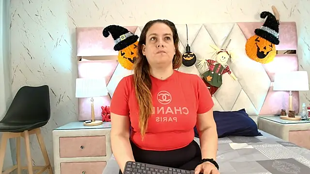 anastasia marco online show from October 30, 2025, 12:28 pm