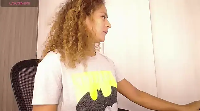 Zoedaniels online show from January 30, 2025, 5:49 pm