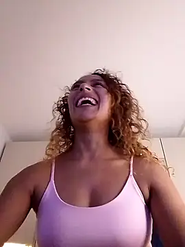 Zoedaniels online show from March 10, 2025, 11:27 pm