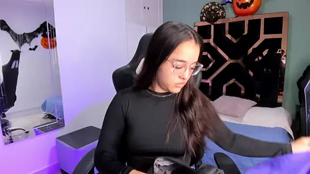 Billie Jhonson  online show from October 30, 2025, 7:36 pm