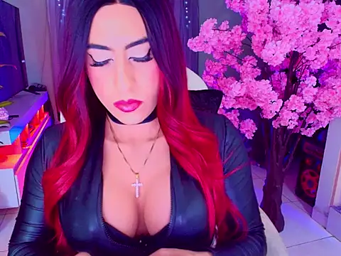 latexgoddes online show from December 3, 2025, 1:46 am