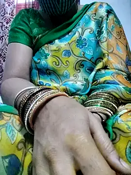 Snapshot of laxmitelugu78 chatting on March 8, 2025, 6:10 am laxmitelugu78 online show from March 8, 2025, 6:10 am