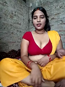 Snapshot of Simrandeshipp chatting on July 24, 2026, 3:59 am Simrandeshipp online show from July 24, 2026, 3:59 am