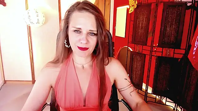 EmiliaBedy online show from June 16, 2026, 9:23 am